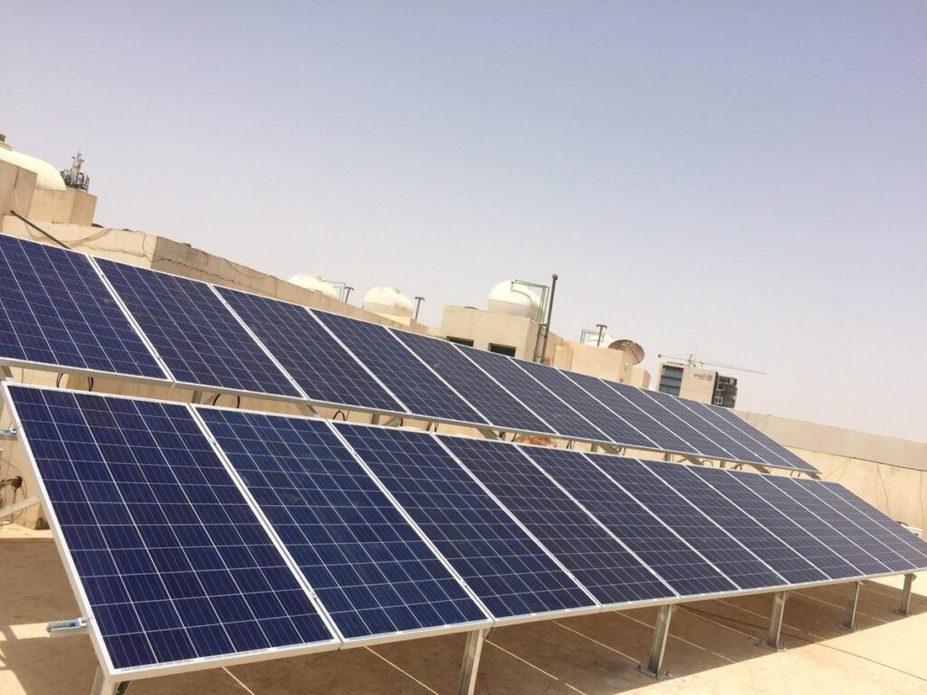 SOLOR IMAGE